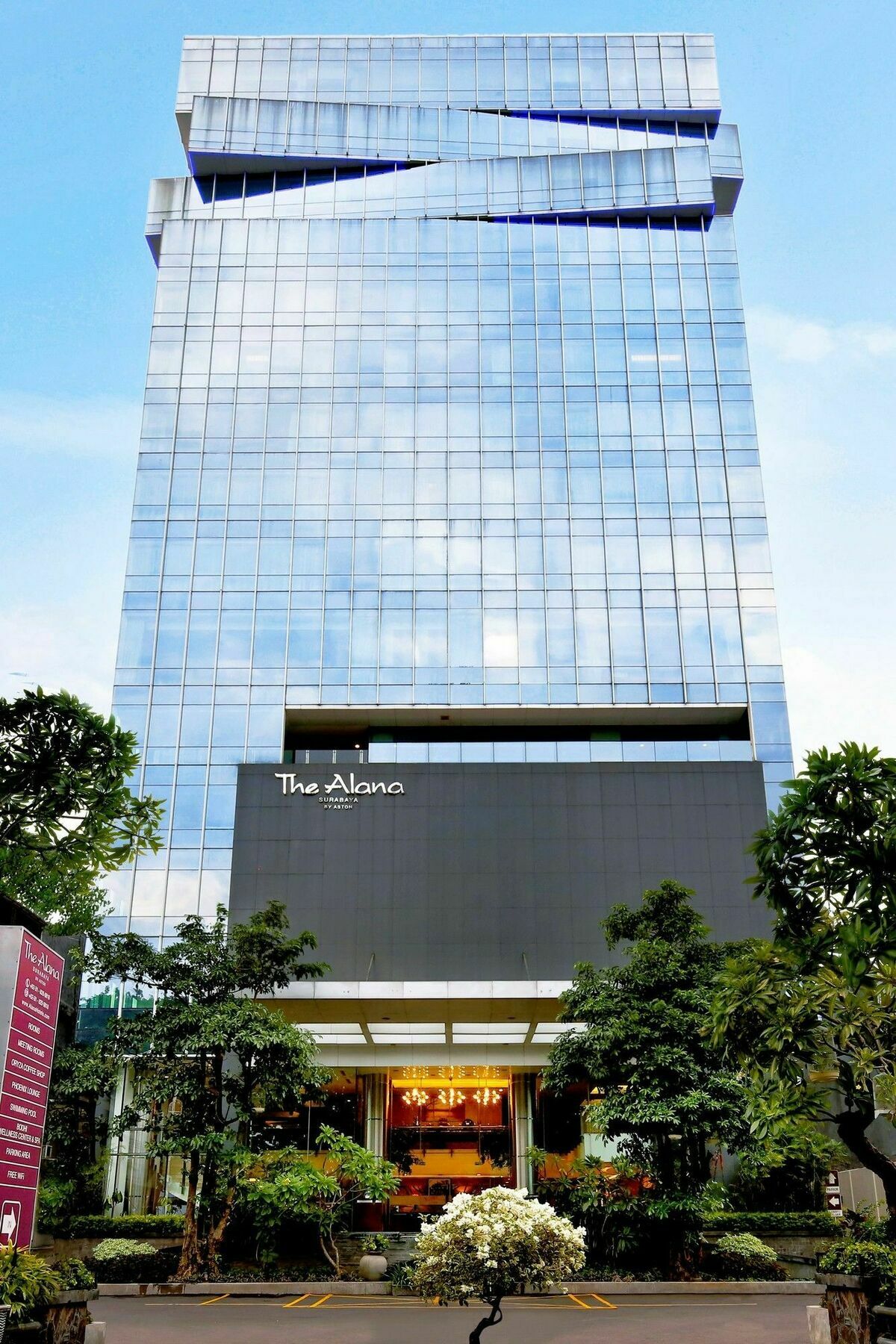 The Alana Surabaya Hotel Exterior foto